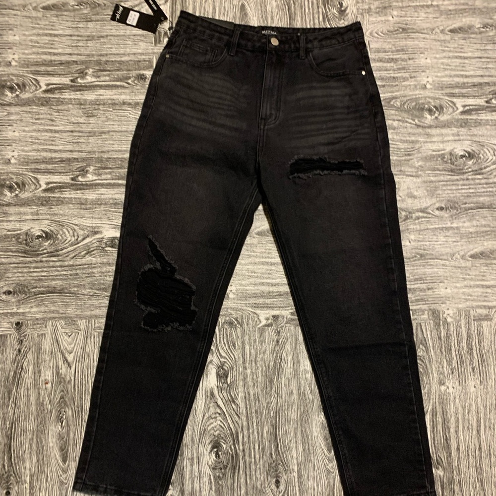 Women’s mom jeans XL black distressed Nasty Gal